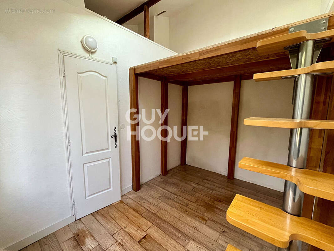 Appartement à FONTENAY-SOUS-BOIS