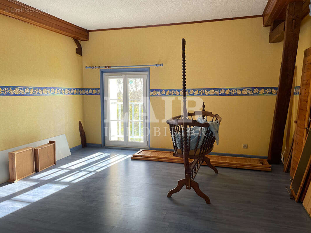 Maison à LE GUE-DE-LA-CHAINE