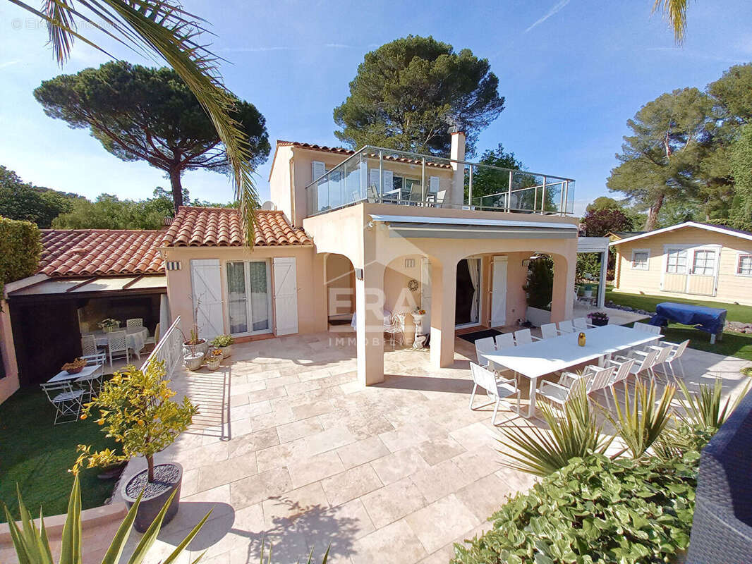 Maison à MOUANS-SARTOUX