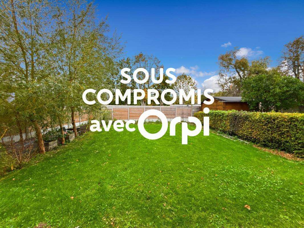 Maison à LA CAPELLE-LES-BOULOGNE