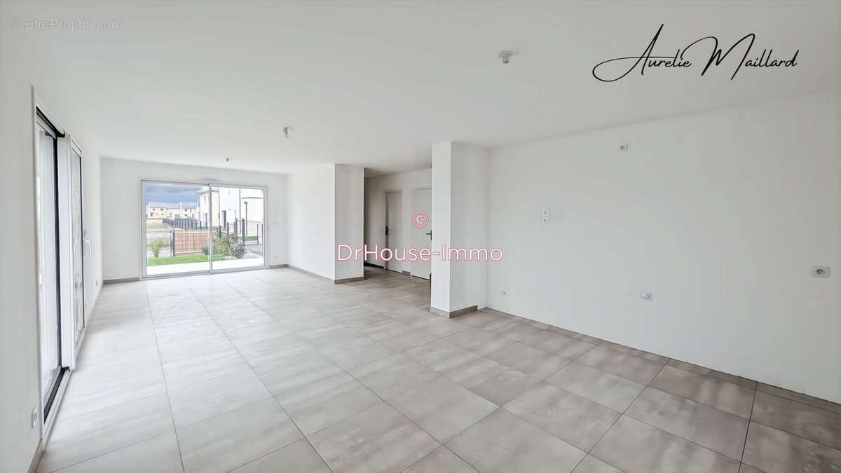 Maison à BRETTEVILLE-SUR-LAIZE