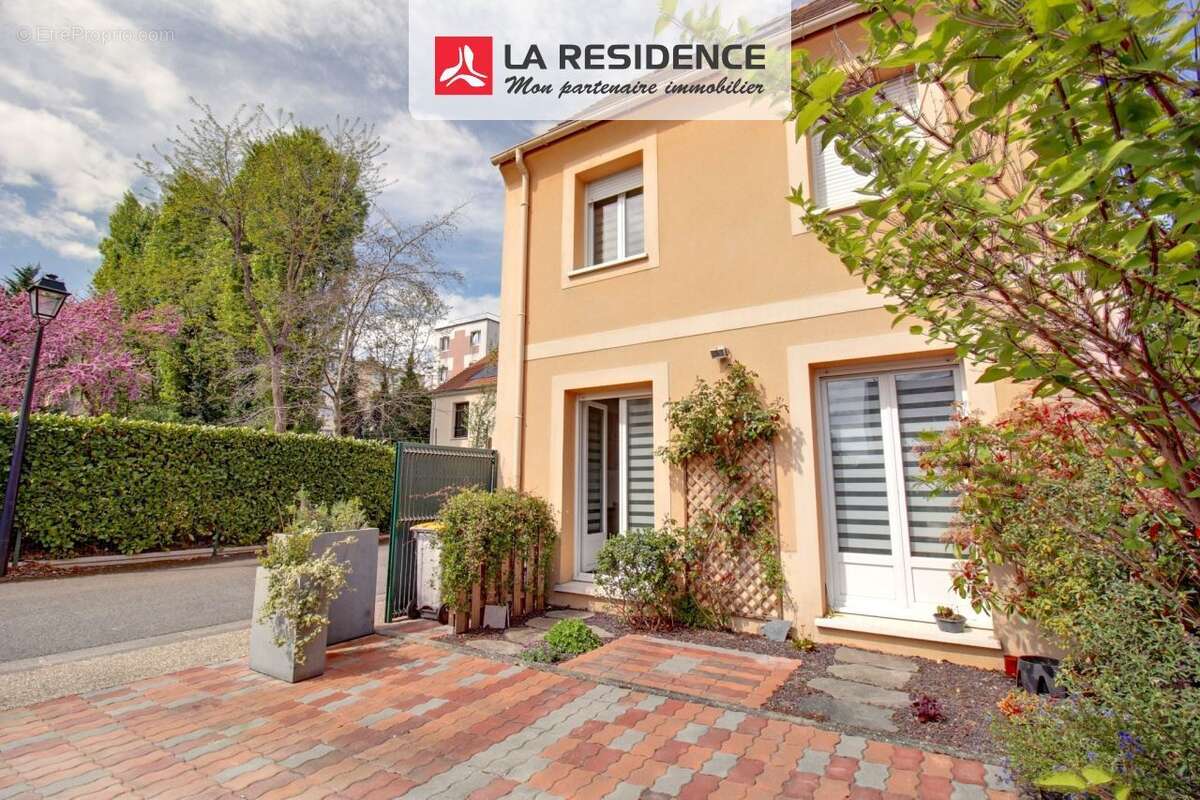 Maison à CONFLANS-SAINTE-HONORINE