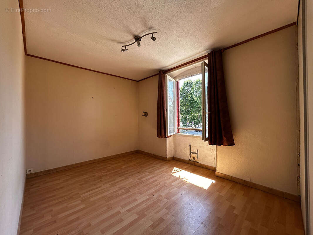 Grande maison de caractère à rénover 175 m² habitables - photo 7