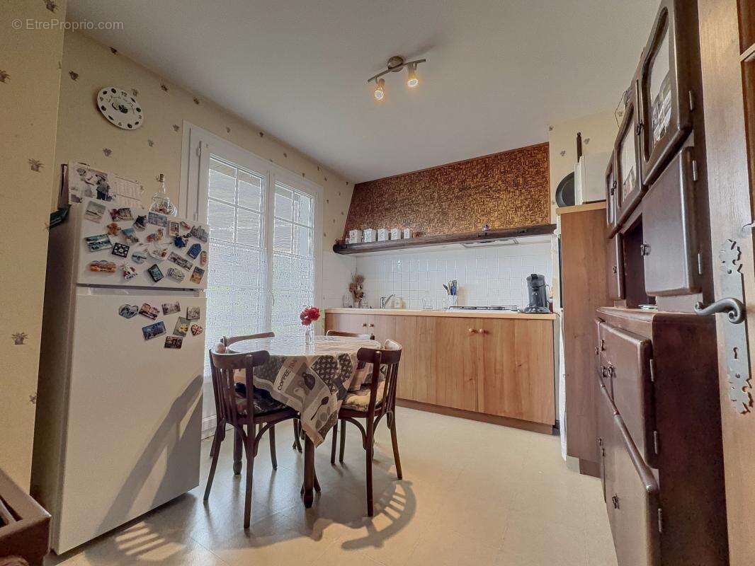 Maison à BRETENIERE