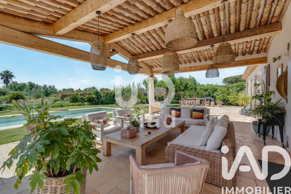 Photo 2 - Maison à GRIMAUD