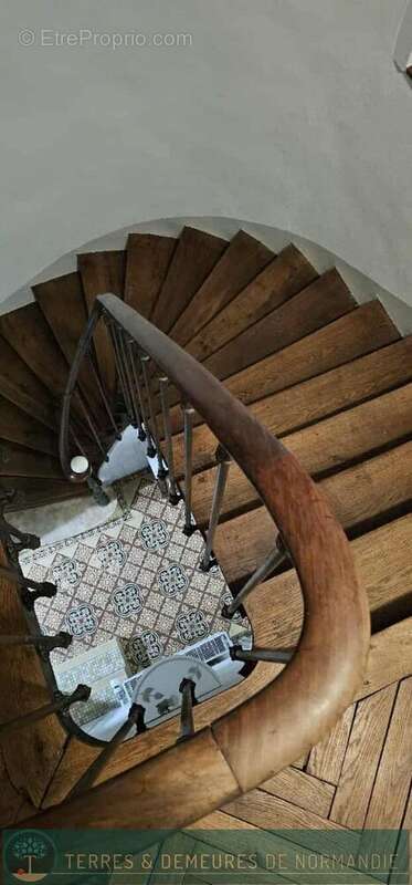 Maison à LA MAILLERAYE-SUR-SEINE