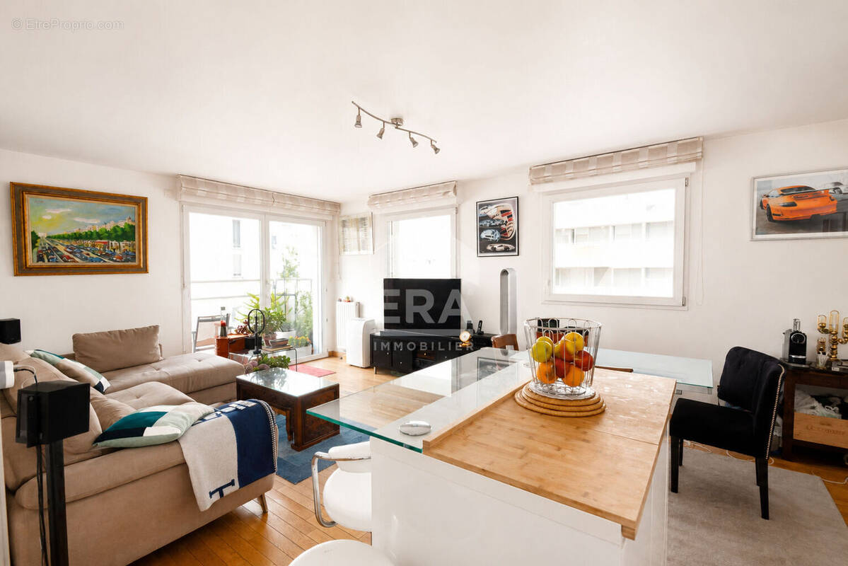 Appartement à ISSY-LES-MOULINEAUX