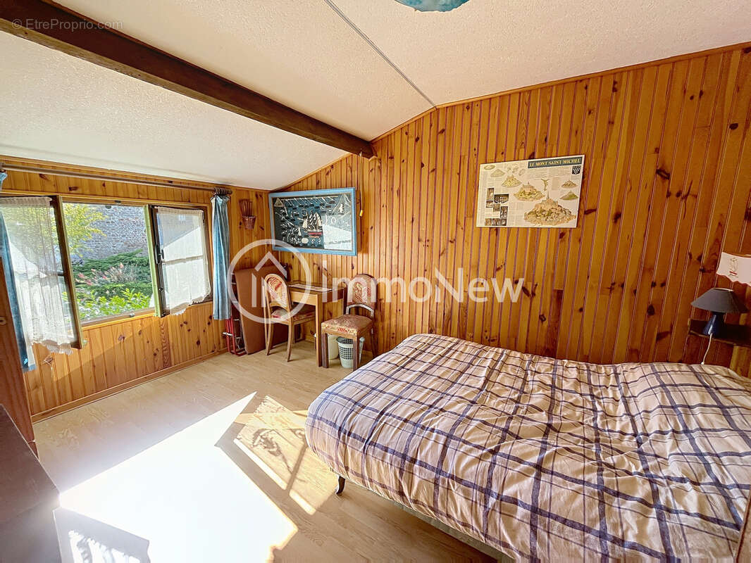 Maison avec terrain constructible et batiment à rénover   champeaux 50530 - photo 11