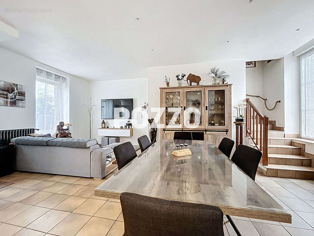 Maison à LE TEILLEUL