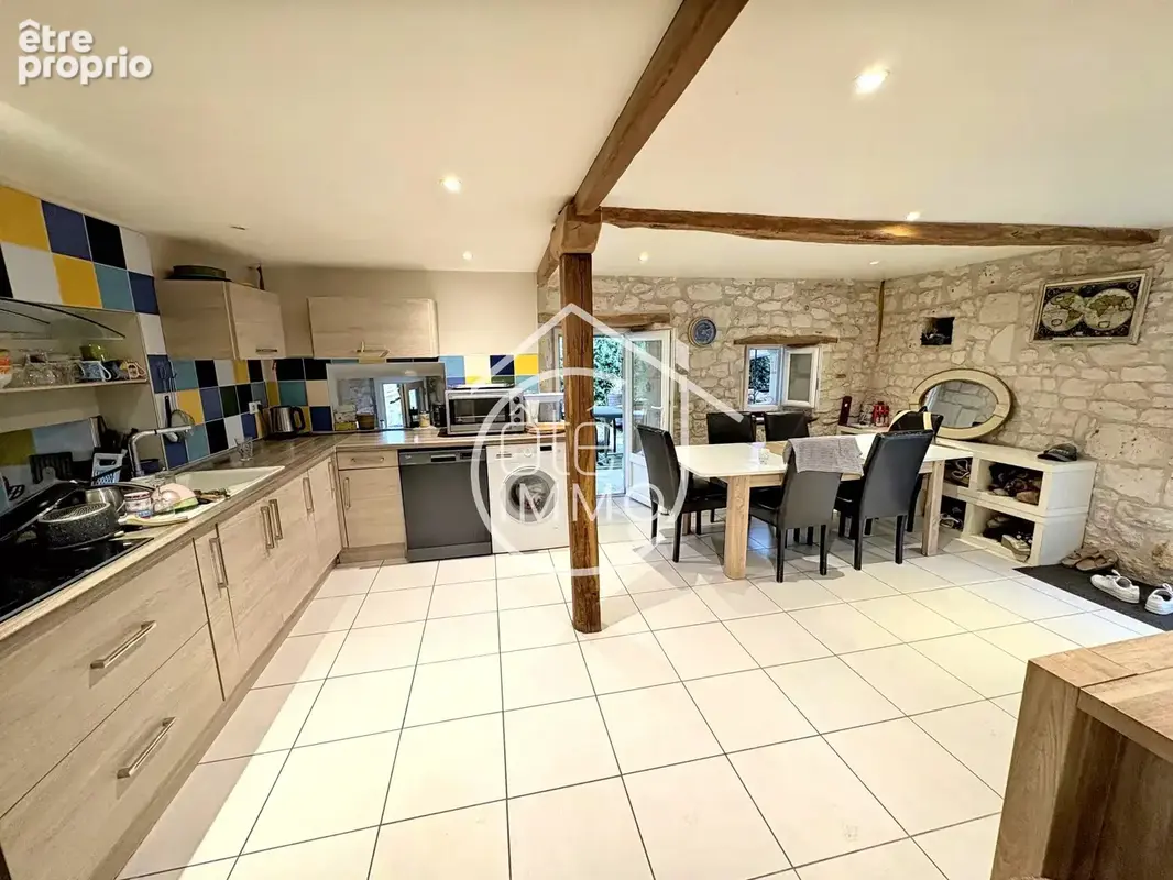 SIGOULES ET FLAUGEAC : Belle maison en pierre 3 pièces de 80m² évolutive avec dépendance attenante à rénover - photo 3