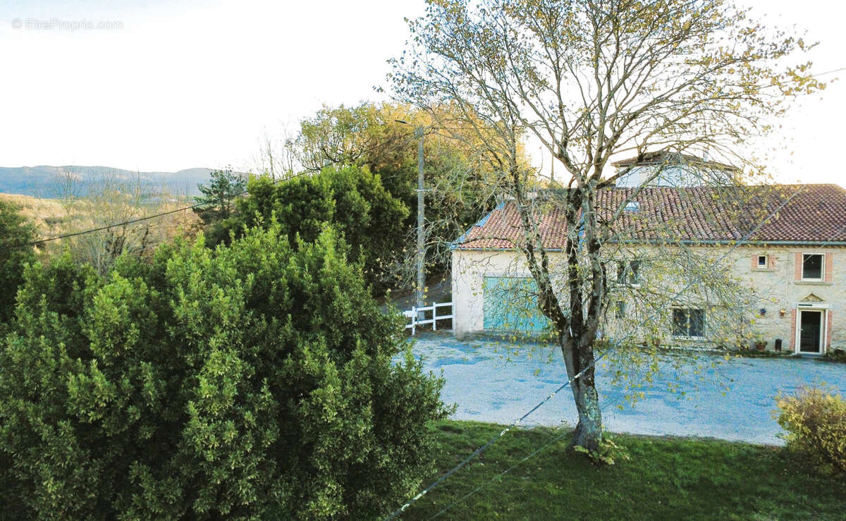 Maison à SAINT-AFFRIQUE-LES-MONTAGNES