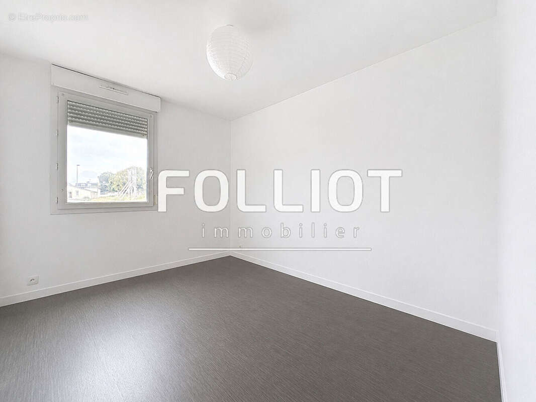 Appartement à DONVILLE-LES-BAINS