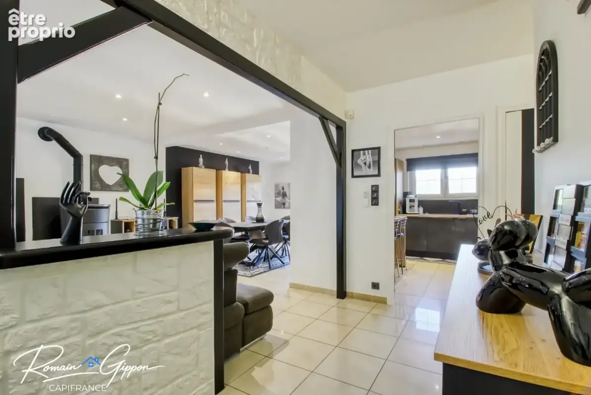Liverdun – maison semi plain-pied - 168 m² – 4 chambres – piscine chauffée – garage double - photo 3