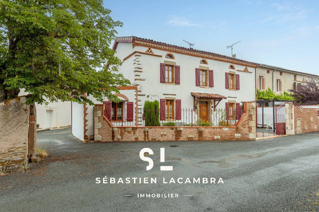 Maison à SAINTE-GEMME
