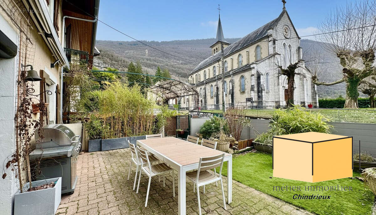 Maison à CHINDRIEUX