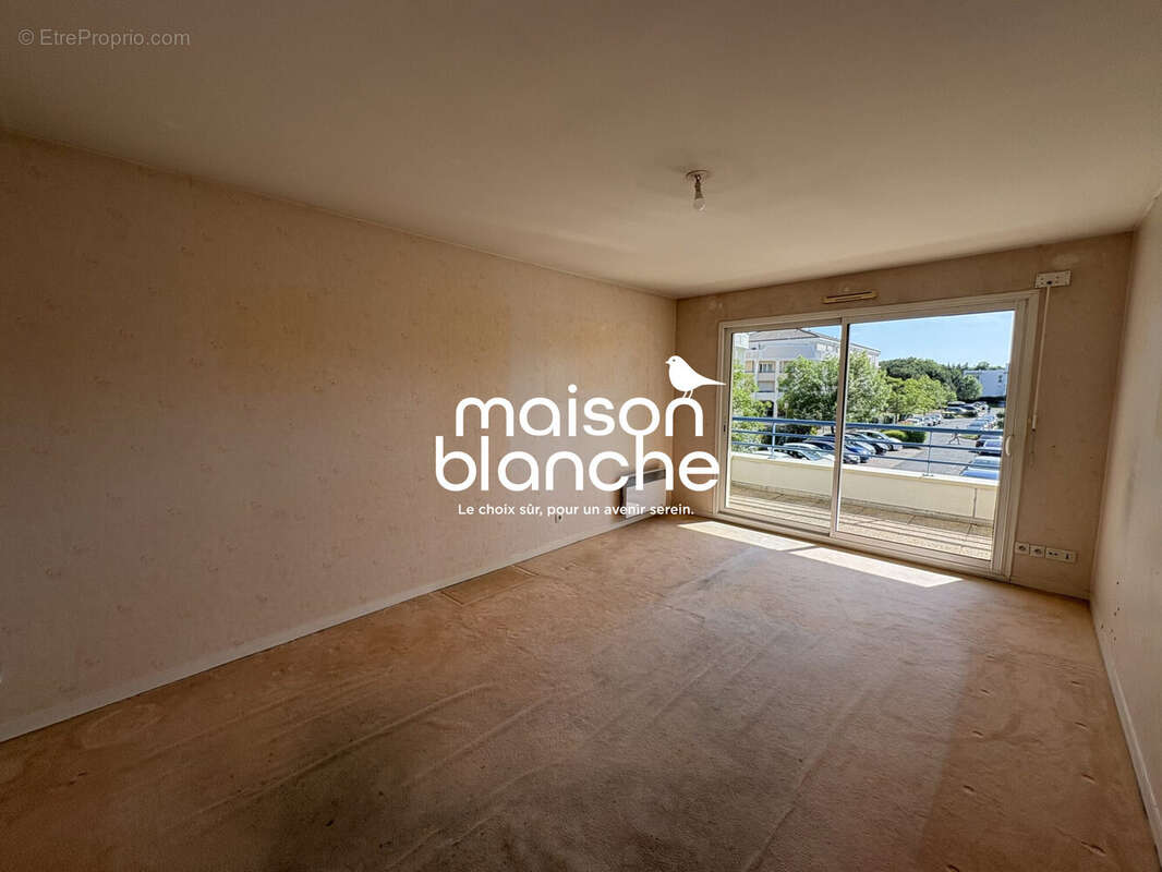 Appartement 3 pièces 64 m² à vendre à Pessac (33600) - photo 2