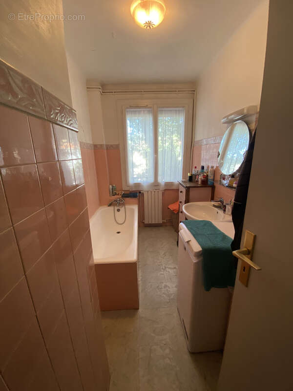 Appartement à LA VALETTE-DU-VAR