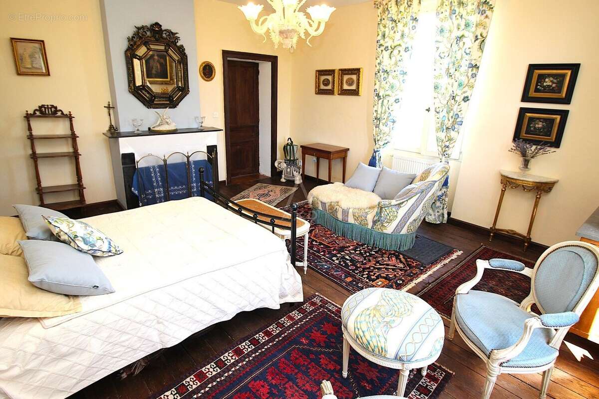 Maison à AUVILLAR