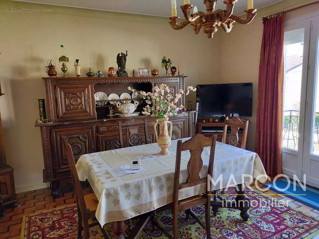 Maison à LA SOUTERRAINE