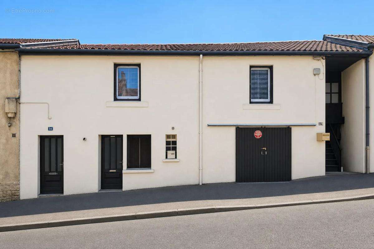 Appartement à DECAZEVILLE