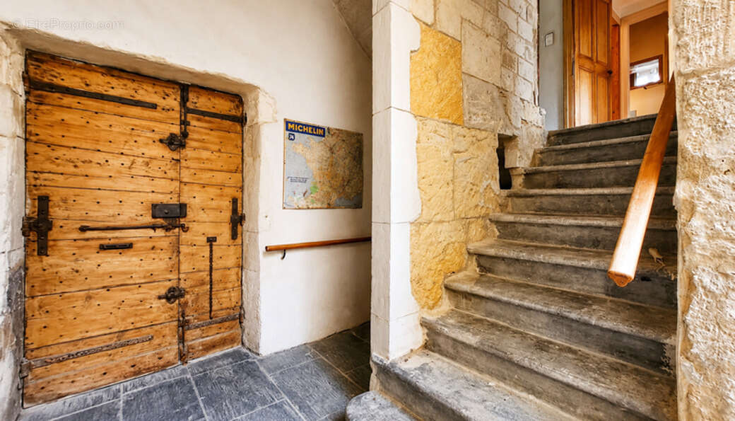 Maison 363 m² à Bourg-Saint-Andeol  - photo 15