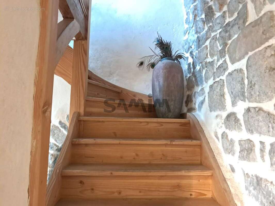 À vendre - charmante maison de village renovee - sauve - photo 2