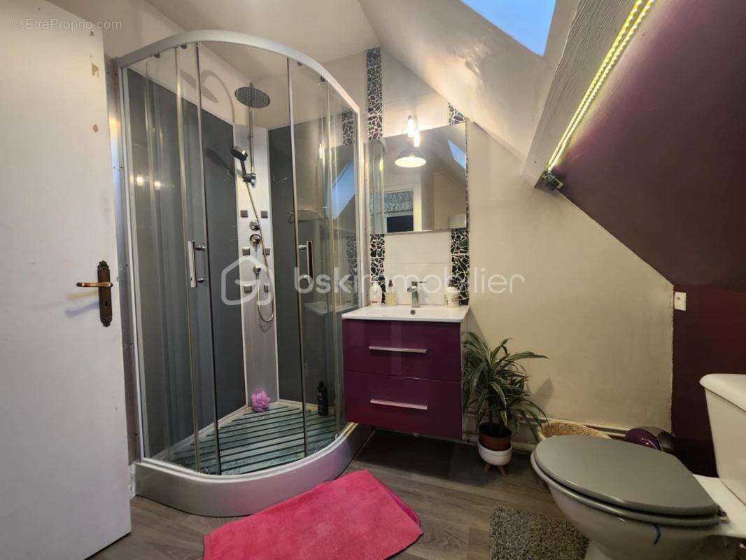 Maison à VILLEMARECHAL