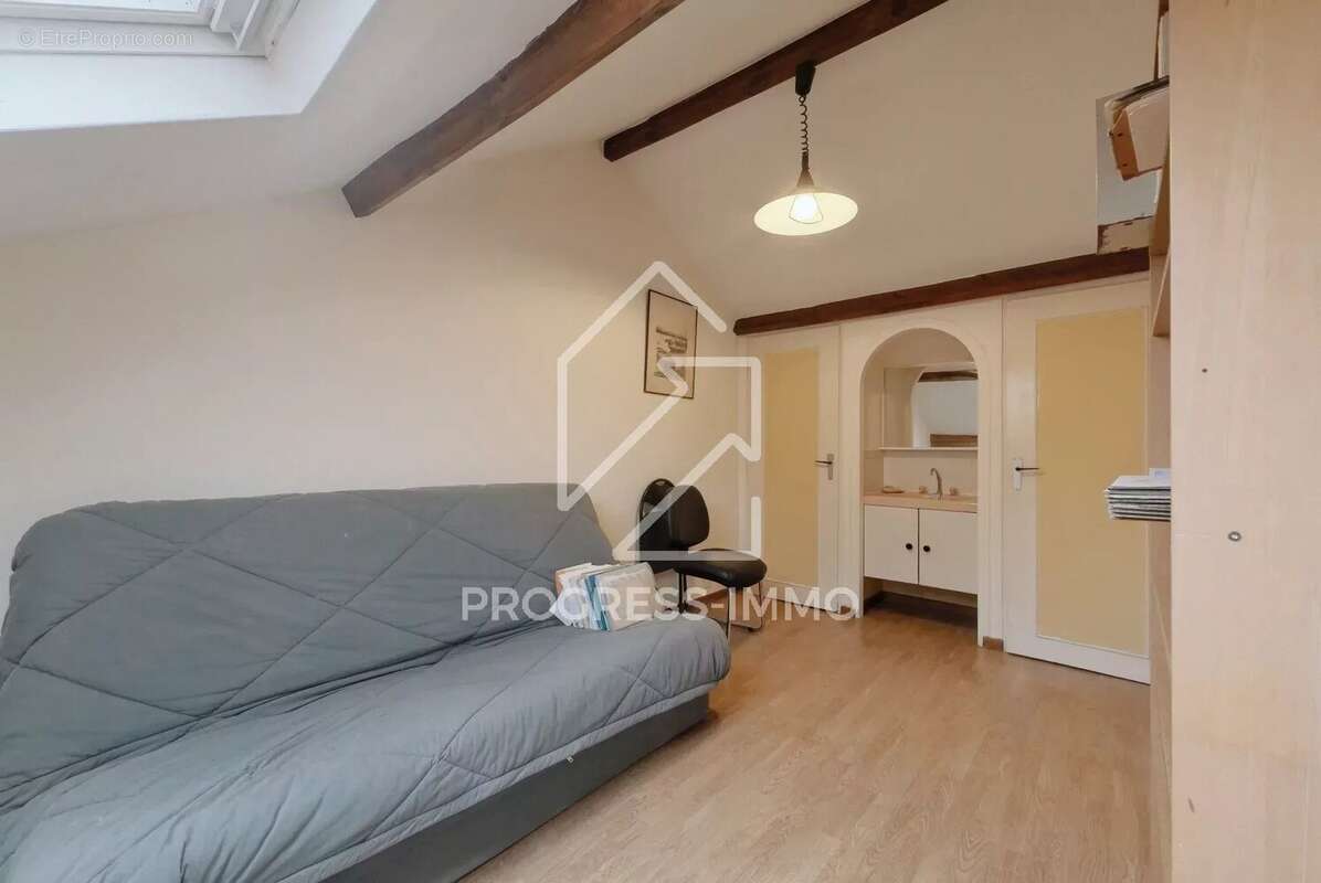 Maison à COMBS-LA-VILLE