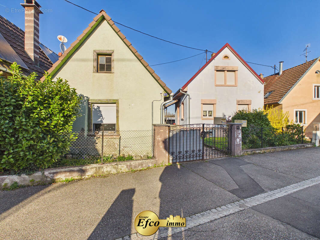 Maison à VILLAGE-NEUF