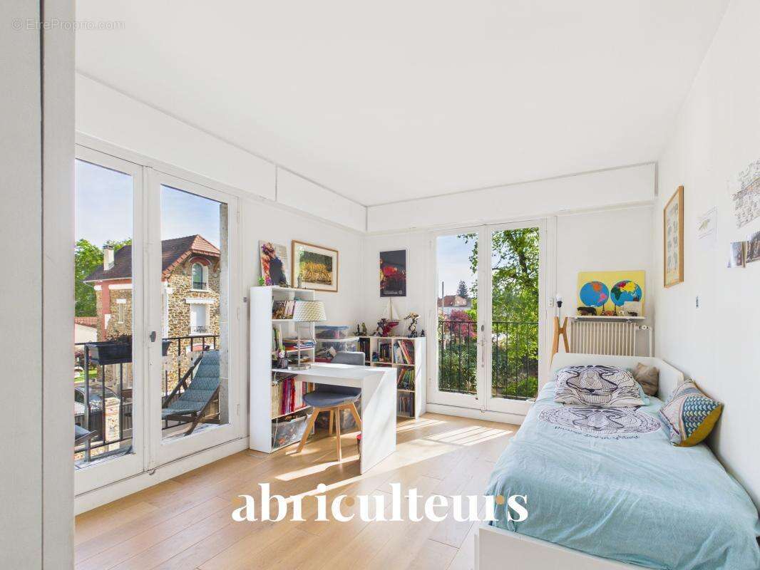 Appartement à NOGENT-SUR-MARNE