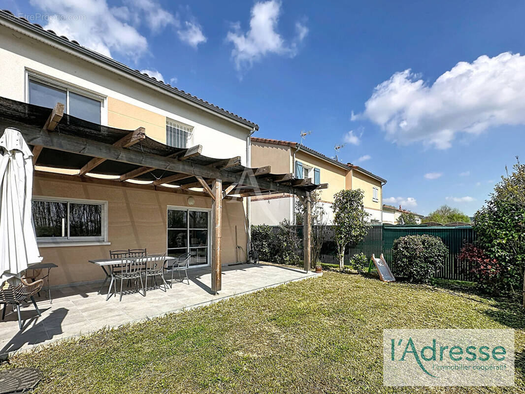 Maison à CASTELGINEST
