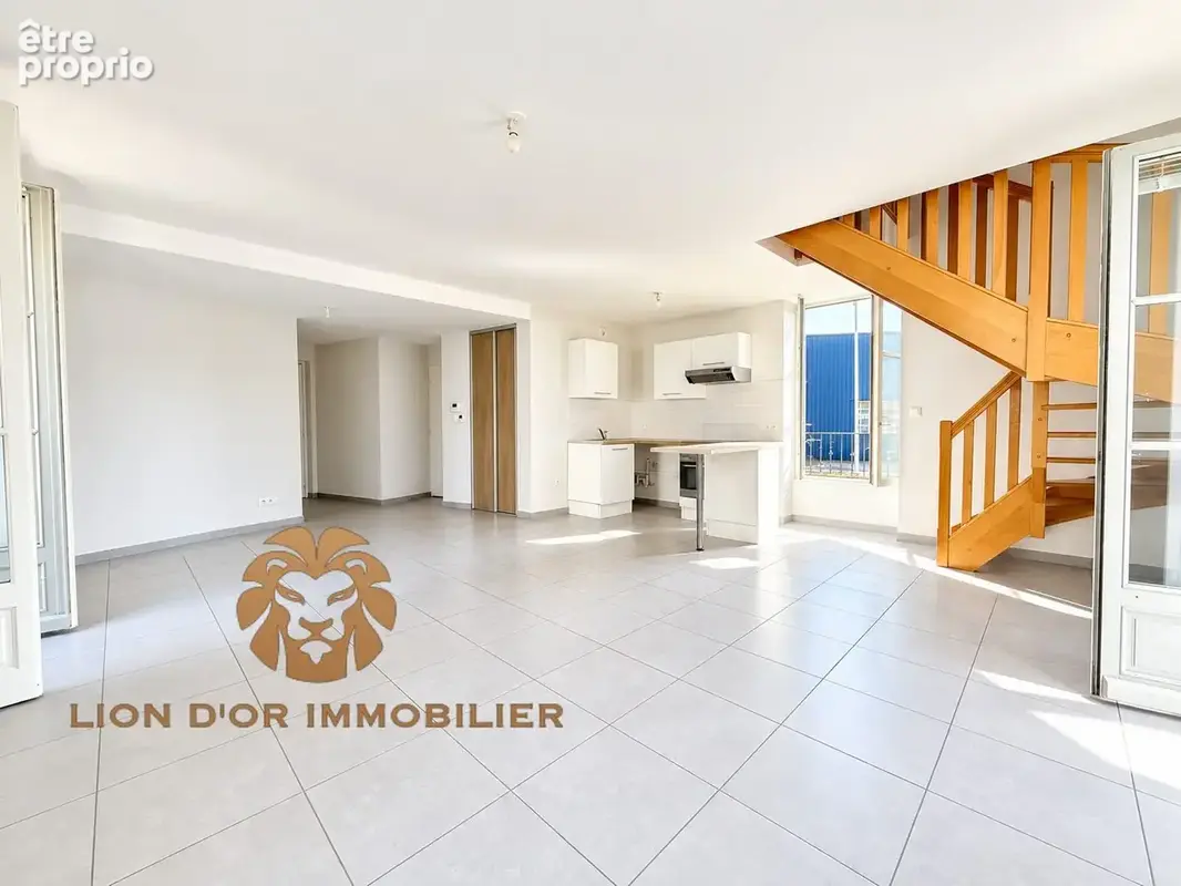 Appartement à MONTANAY