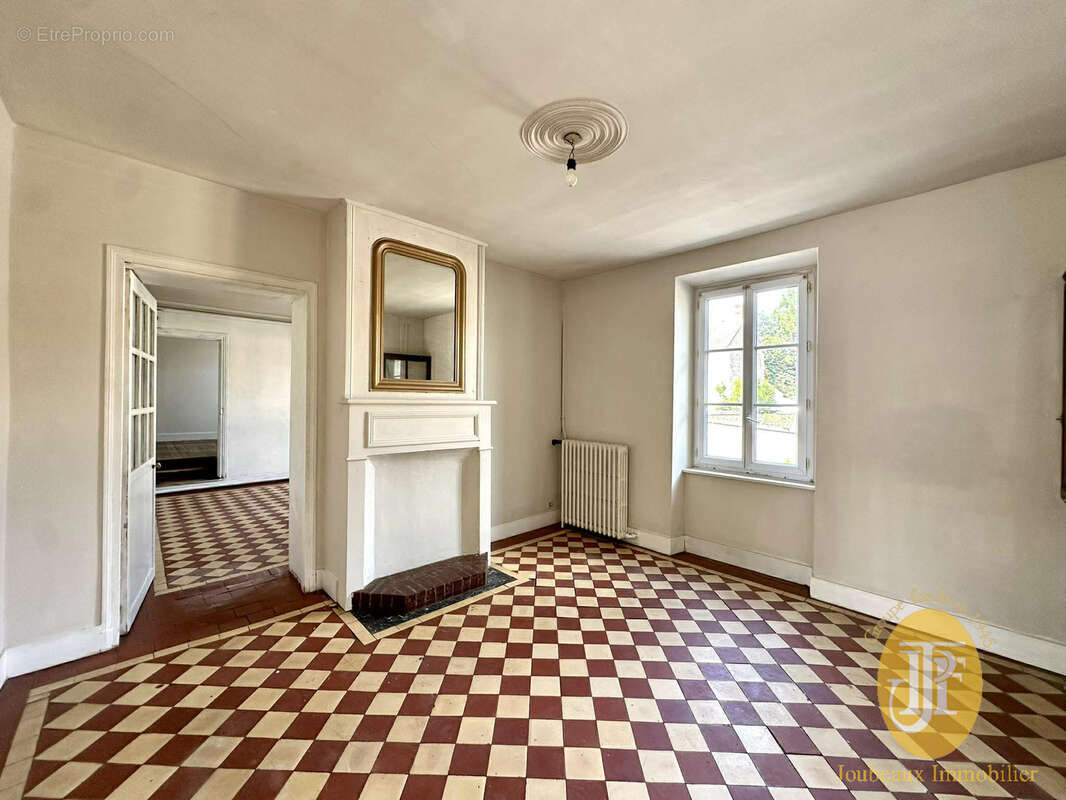 Maison à SAINT-PIERRE-DE-BAILLEUL