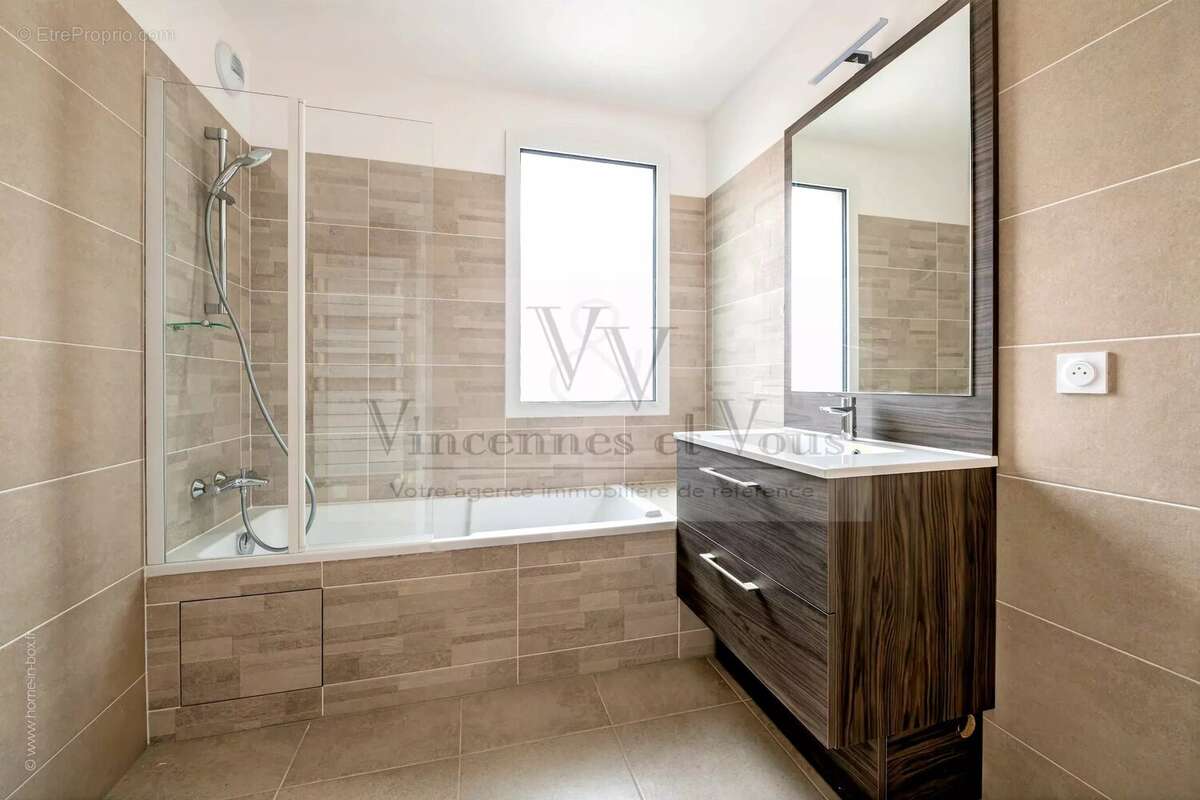 Appartement à FONTENAY-SOUS-BOIS