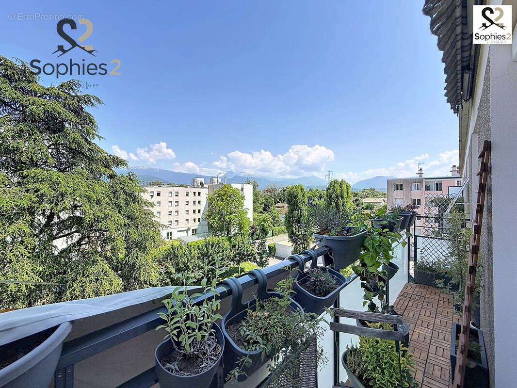 Appartement à SEYSSINET-PARISET