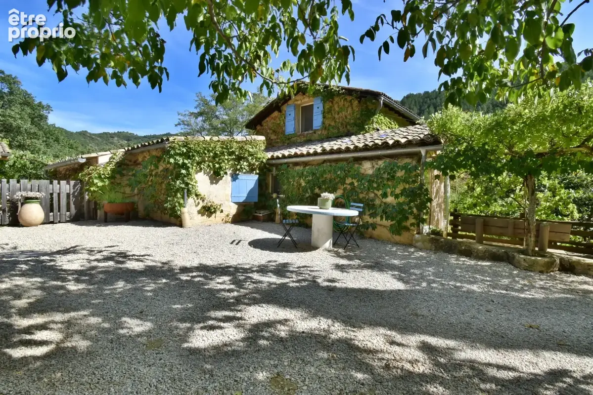 Volonne – propriété d’exception 3,5 ha – 2 habitations – piscine chauffée – vue montagnes - photo 11