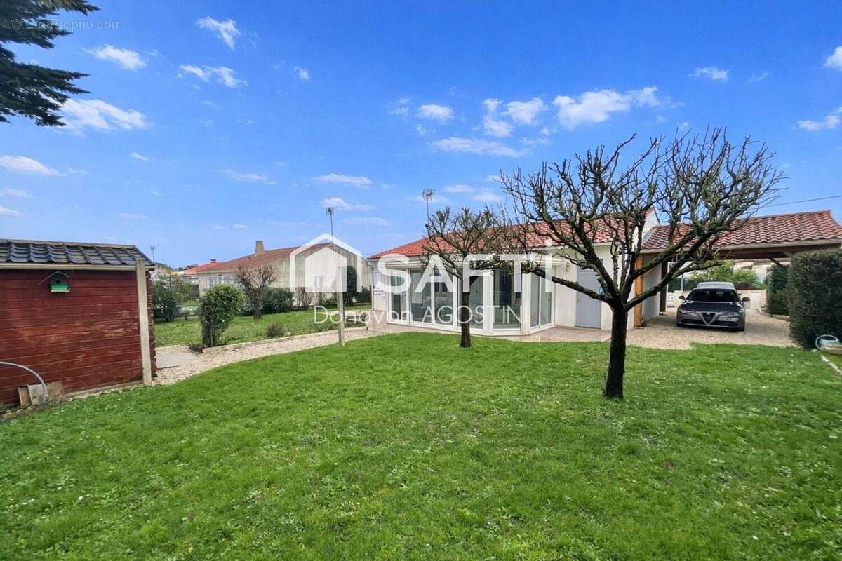 Photo 2 - Maison à LE FENOUILLER