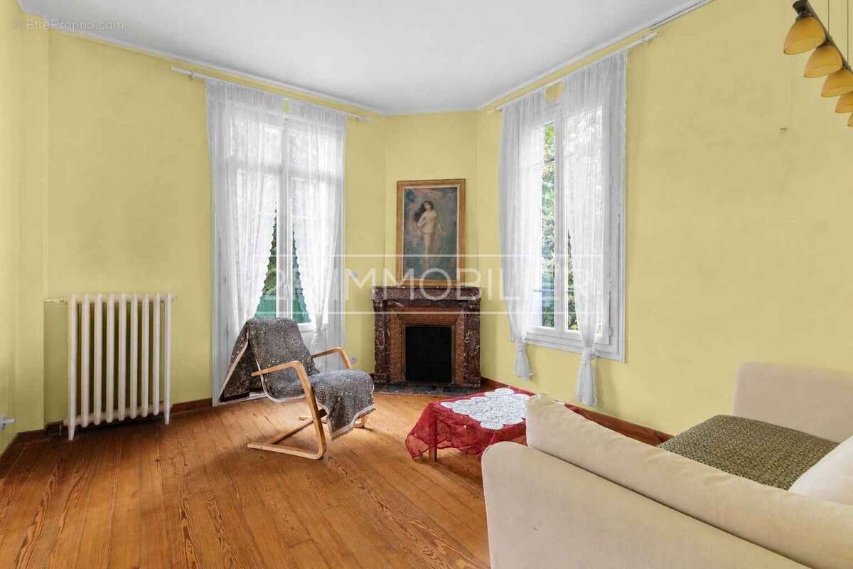 Salle de bains - Maison à POMPONNE