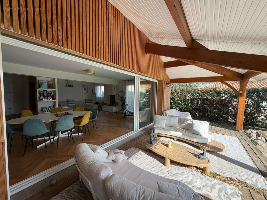 Maison à MERIGNAC
