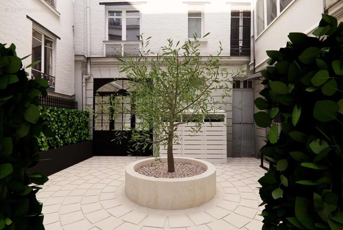 Appartement à PARIS-8E