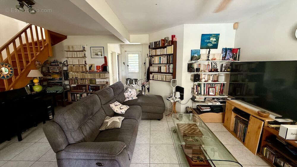 Maison à RIVIERE-SALEE