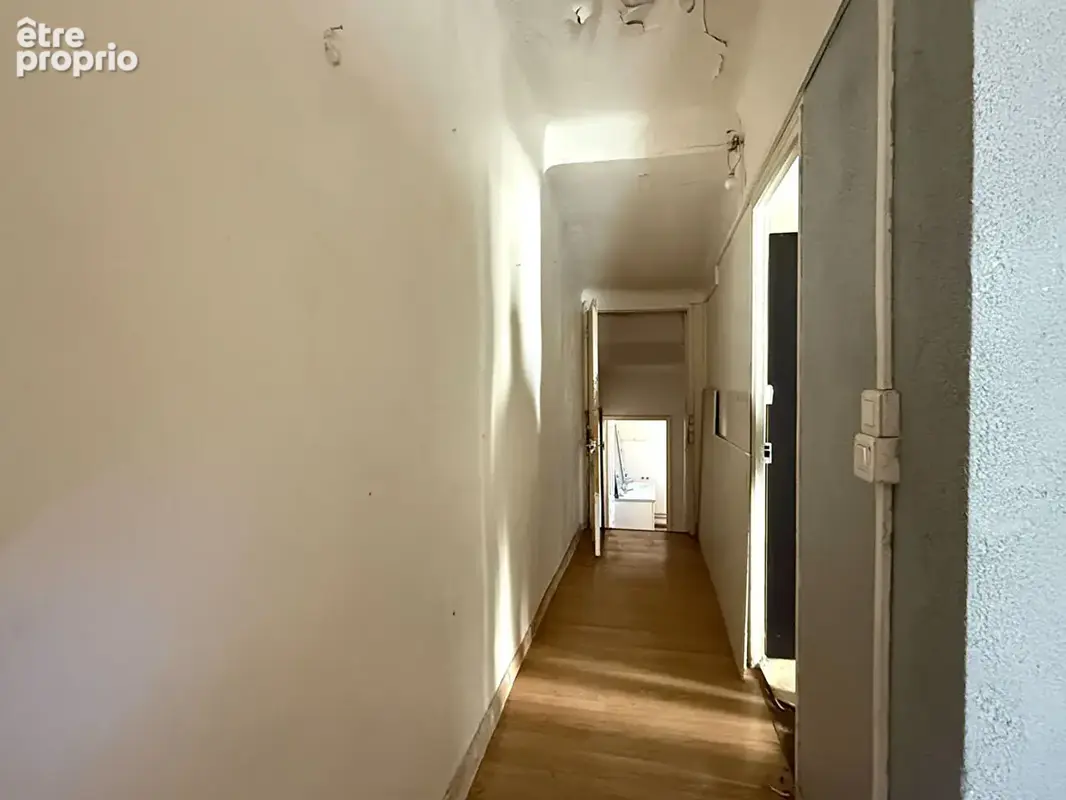 Maison de village  avec local commercial en rez de chaussée - photo 6