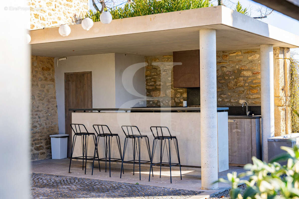 Maison à VAISON-LA-ROMAINE