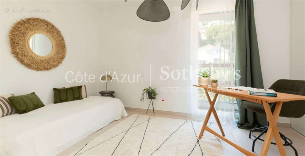 Appartement à CAP-D'AIL