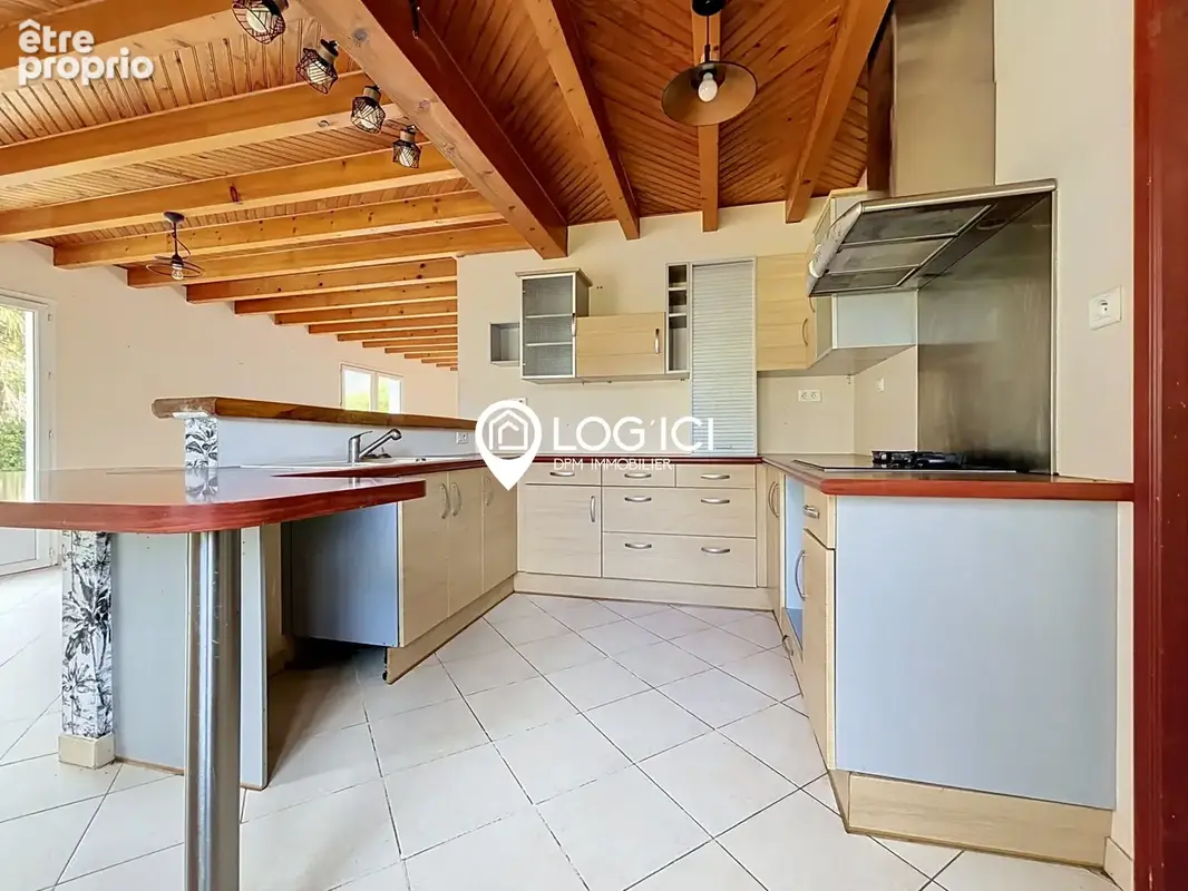 Maison récente 130 m2 avec grand séjour, 3/4 chambres, terrasse, jardin sur 1100 m2 de terrain - photo 8