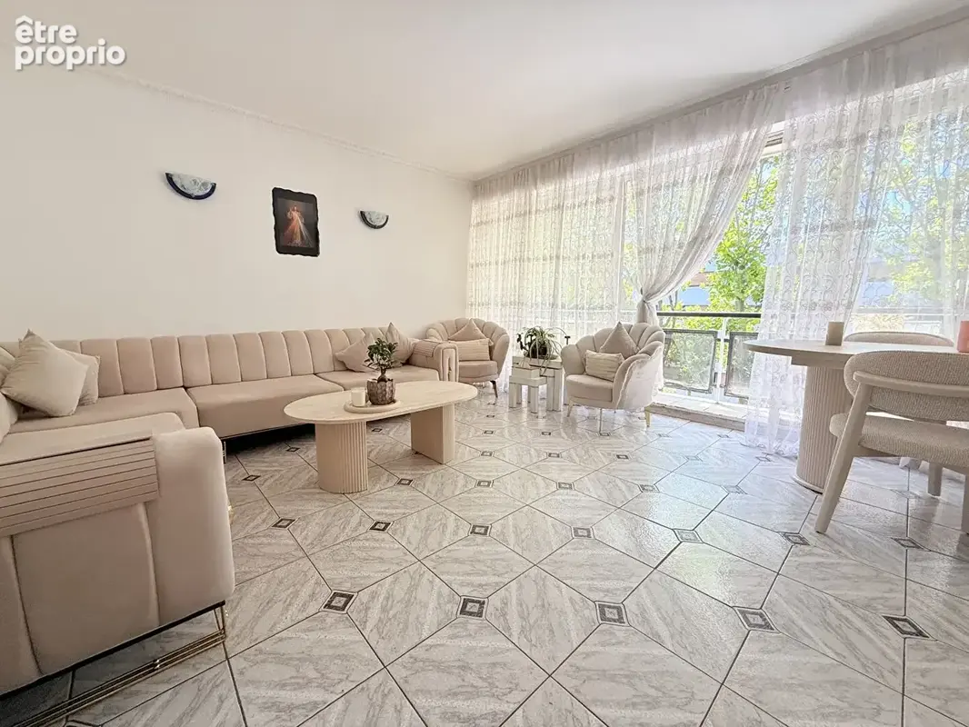 Appartement à SARCELLES