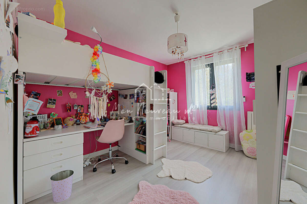 Maison à NOISY-LE-GRAND