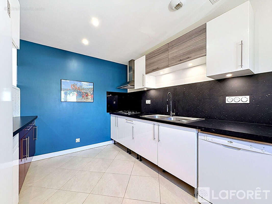 Maison Saint-yzan-de-soudiac 3 pièce(s) 85 m2 - photo 4