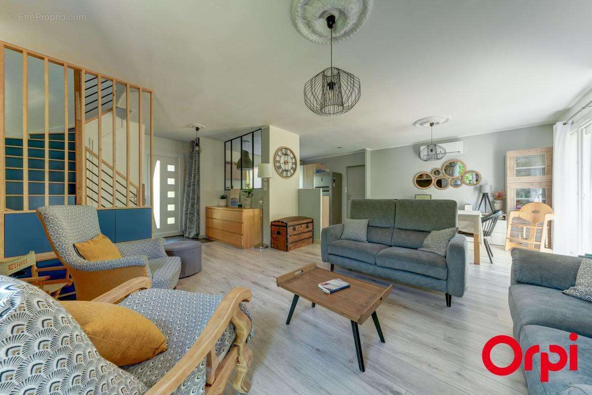 Maison à LYON-9E