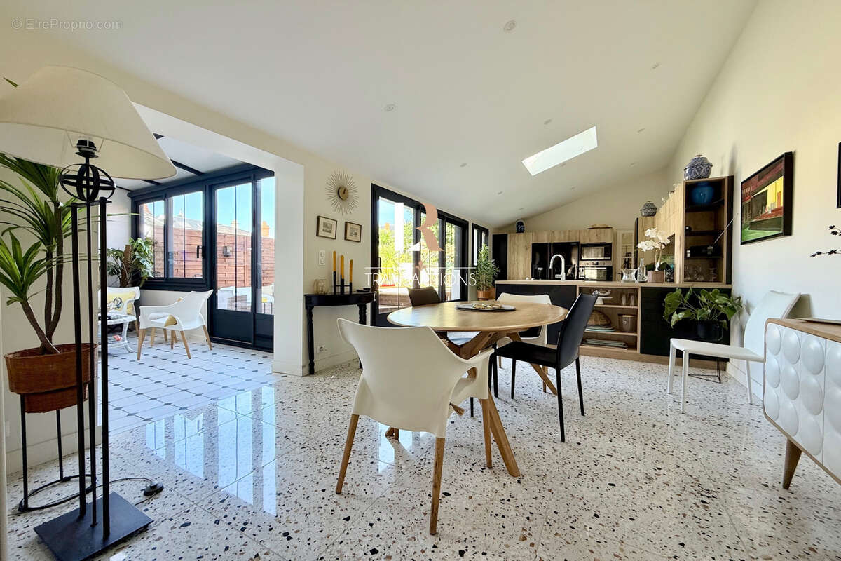 Maison à LA ROCHELLE